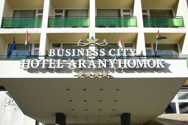Aranyhomok Business City Wellness - Kecskemet