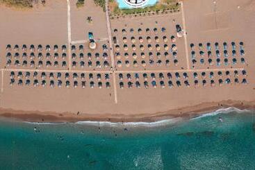هتل Calypso Beach