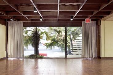 Conquistador Hotel & Conference Center