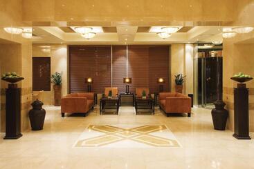 هتل Divani Palace Larissa