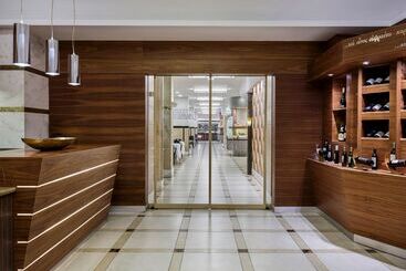 ホテル Esperos Palace Resort & Spa
