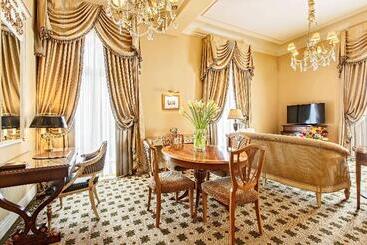 Grande Bretagne, A Luxury Collection Hotel, Athens