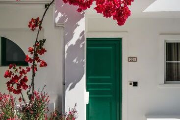 Otel Lindos Village Resort & Spa  Adults Only