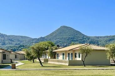 هتل Messonghi Beach Holiday Resort