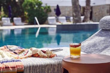 Mykonos Theoxenia, A Member Of Design Hotels
