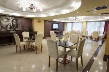 Nefeli Hotel Alimos