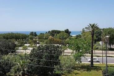 هتل Parthenis Riviera