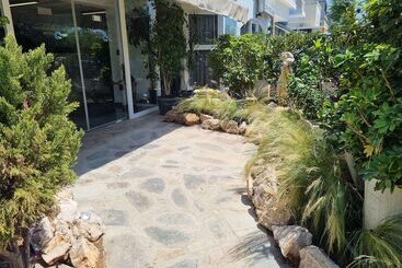 هتل Parthenis Riviera