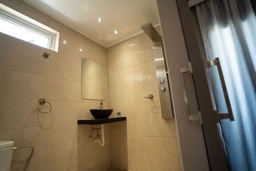 هتل Parthenis Riviera