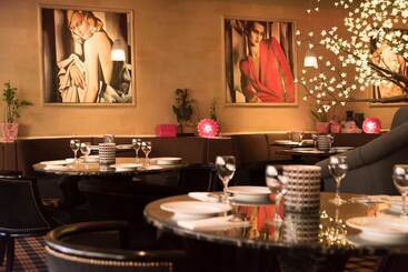 President Hotel Athens