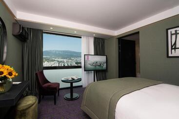 President Hotel Athens