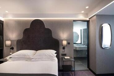 President Hotel Athens