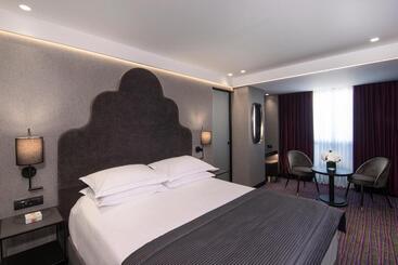 President Hotel Athens