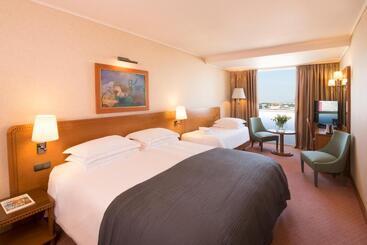 President Hotel Athens