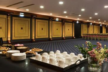 President Hotel Athens