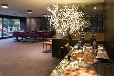President Hotel Athens