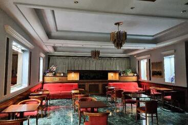 هتل Savoy