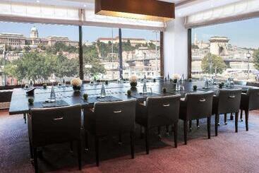 هتل Sofitel Budapest