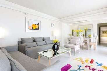 هتل St George Lycabettus Lifestyle