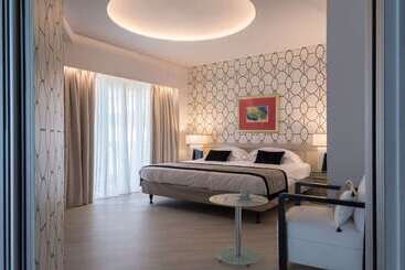 هتل St George Lycabettus Lifestyle