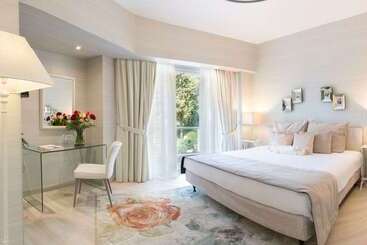 هتل St George Lycabettus Lifestyle