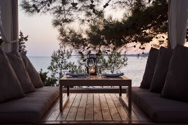 استراحتگاه White Rocks Hotel Kefalonia