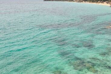 استراحتگاه White Rocks Hotel Kefalonia