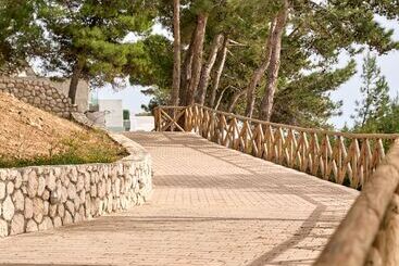 استراحتگاه White Rocks Hotel Kefalonia