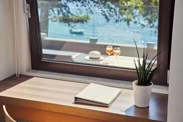 استراحتگاه White Rocks Hotel Kefalonia