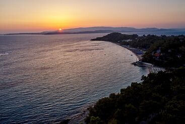 استراحتگاه White Rocks Hotel Kefalonia