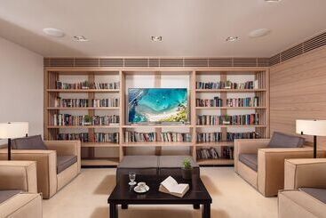 استراحتگاه White Rocks Hotel Kefalonia
