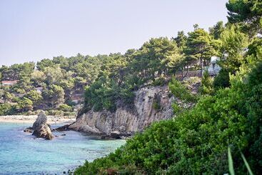 استراحتگاه White Rocks Hotel Kefalonia
