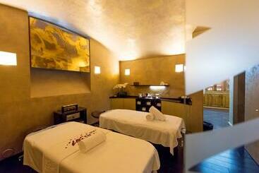 Grand Hotel Villa Serbelloni   A Legendary