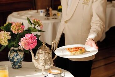 Grand Hotel Villa Serbelloni A Legendary