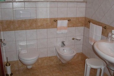 هتل Akrabello