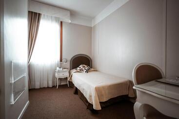 Bonotto Hotel Belvedere - Bassano del Grappa