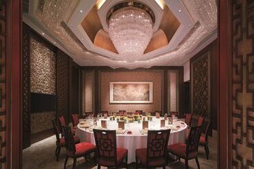 هتل Kowloon Shangrila, Hong Kong