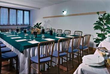 هتل Les Jumeaux Courmayeur