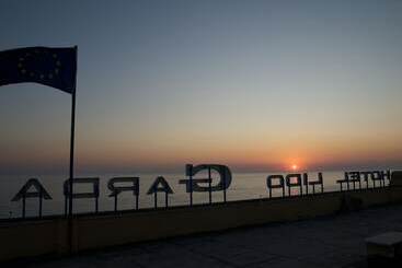 هتل Lido Garda