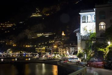 هتل Marina Riviera