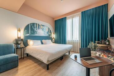 هتل Mercure Bologna Centro