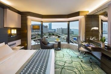 هتل New World Millennium Hong Kong