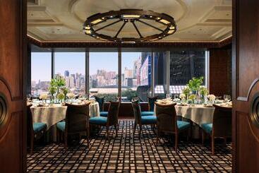 هتل Renaissance Hong Kong Harbour View