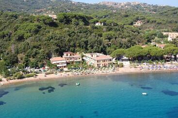 هتل Residence Le Acacie