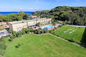 هتل Residence Le Acacie