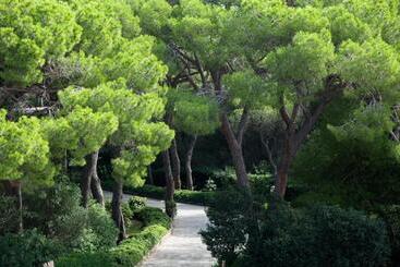 هتل Roccamare Resort   Casa Di Ponente