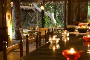 هتل Roccamare Resort   Casa Di Ponente
