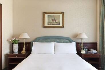 Royal Hotel Carlton