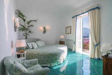 هتل Santa Caterina