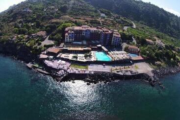 هتل Santa Tecla Palace